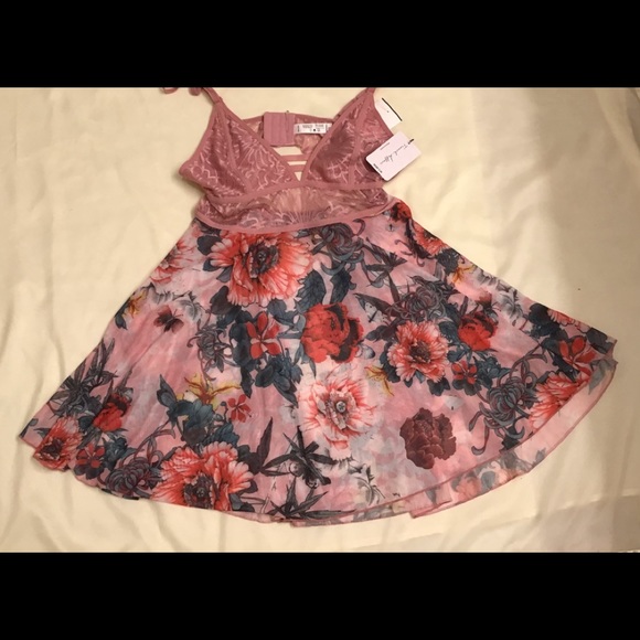 SOLD! French Affair Floral and Lace Babydoll (without Thong) Size 2X - Picture 3 of 9